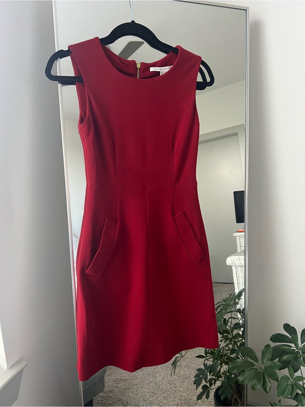 Diane Von Furstenberg Carpreena Knit A-Line Dress in Crimson Red: Size 2